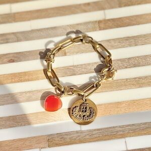 Vintage chunky brass link charm pendant bracelet. Oversized faceted carnelian.